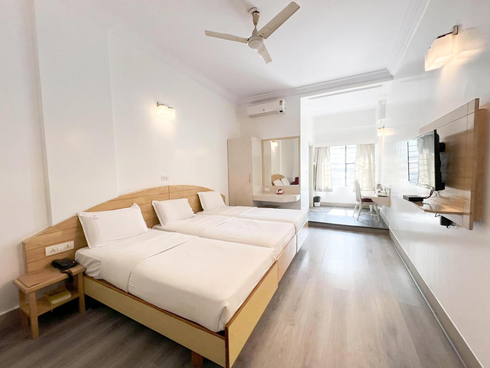 Hotel Vellara Bengaluru Zewnętrze zdjęcie