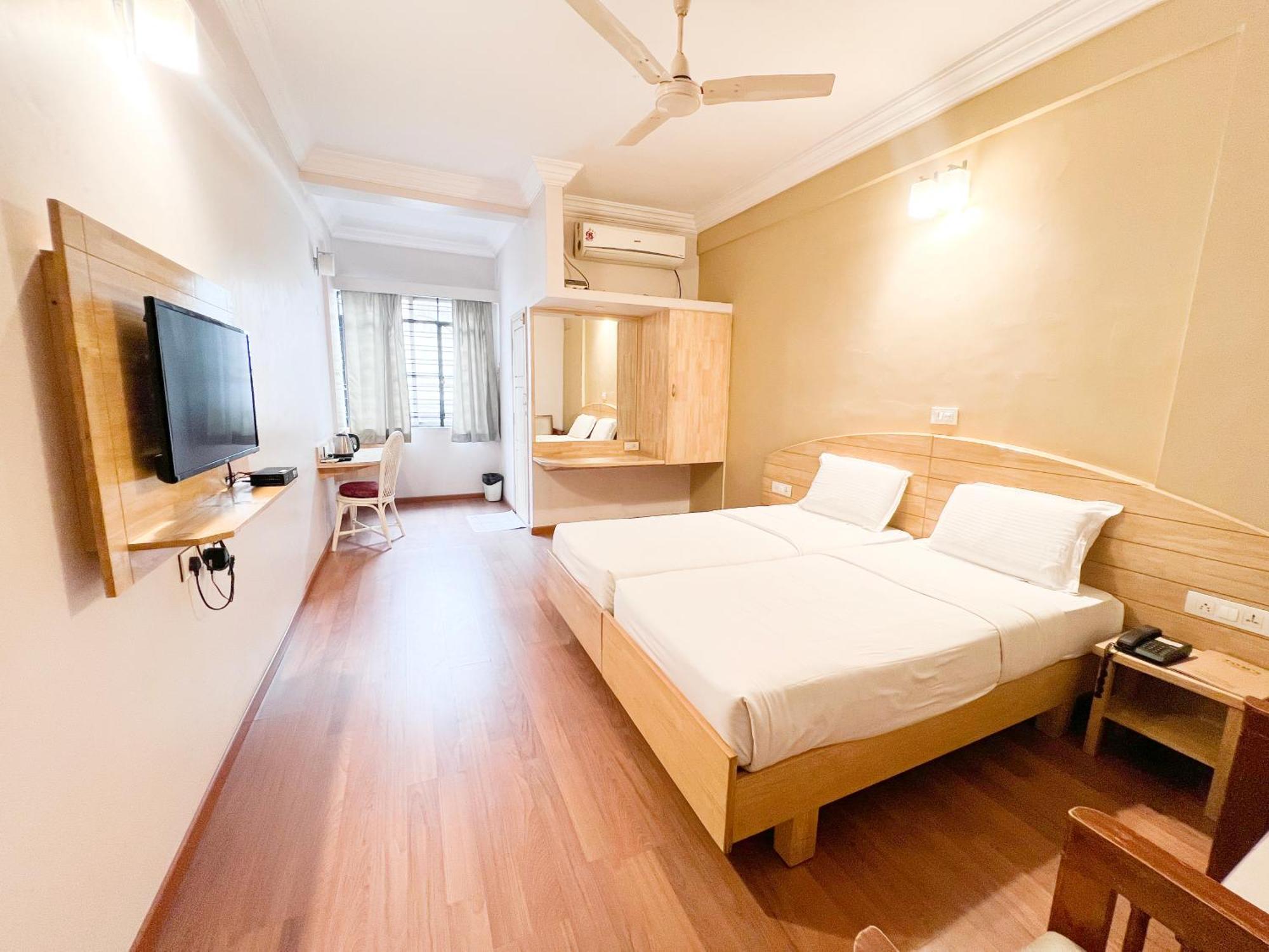 Hotel Vellara Bengaluru Zewnętrze zdjęcie