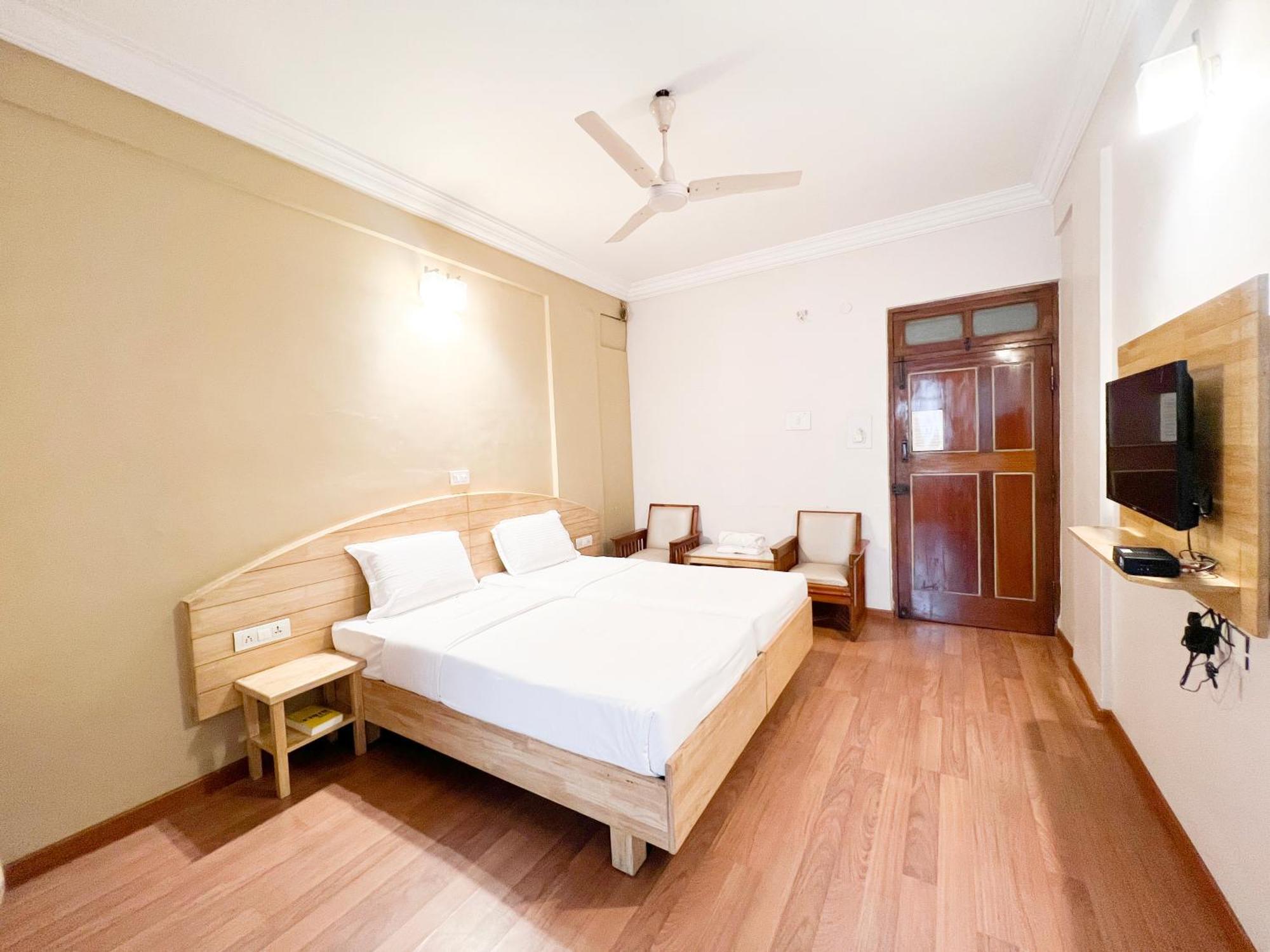 Hotel Vellara Bengaluru Zewnętrze zdjęcie